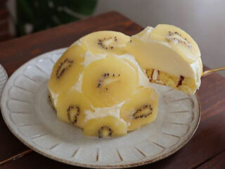 新着レシピ:キウイのレアチーズケーキ